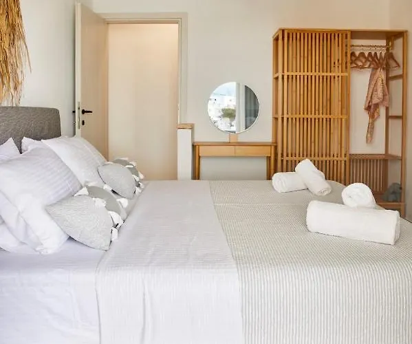 Victoria's Dream, In Paros Tatil Evi