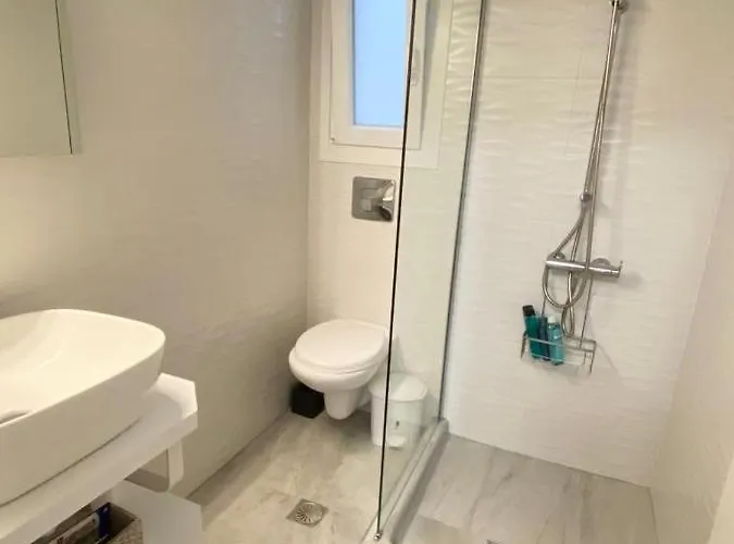 Victoria's Dream, In Paros Zambujeira do Mar